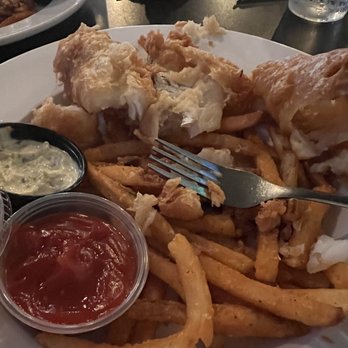 Sinclair's Restaurant - Undercooked fish - American Near Me - Blue Springs, Missouri