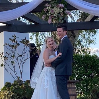 Flower Company - Floral spray (swag) - Florists Near Me - San Clemente, California Flower Company - Floral spray (swag) - Florists Near Me - San Clemente, California