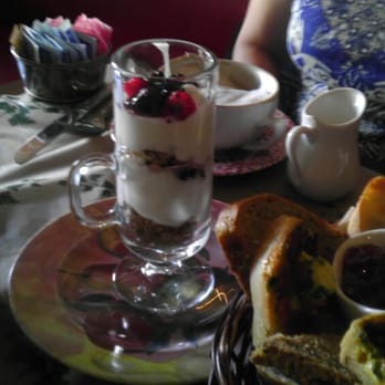 Il Sogno - Breakfast & Brunch Near Me - Palm Desert, California