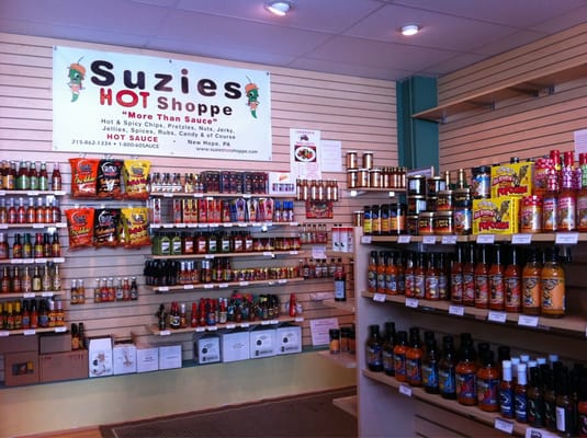 Suzies Hot Shoppe by null