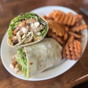 Lodi Beer Co - Chicken wrap and sweet potato fries! - Breweries Near Me - Lodi, California