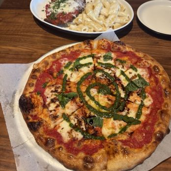 North Italia - Chicken Parm and Marg Pizza "tie dye" style - Italian Near Me - Riverton, Utah North Italia - Chicken Parm and Marg Pizza "tie dye" style - Italian Near Me - Riverton, Utah