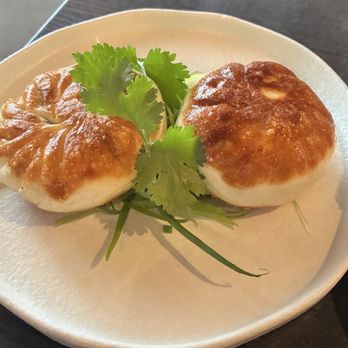1618 Asian Fusion - Duck bao - Vietnamese Near Me - Austin, Texas