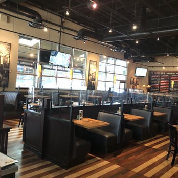 BJ's Restaurant & Brewhouse - Restaurant. - New American Near Me - Dallas, Texas