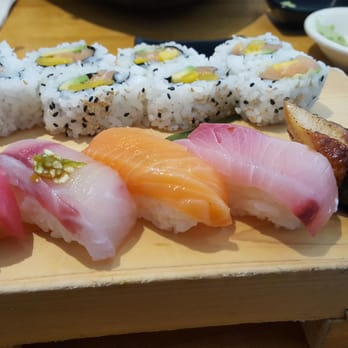 Komé - Sushi Lunch - 5-piece Sushi and Sunshine roll - Japanese Near Me - Austin, Texas