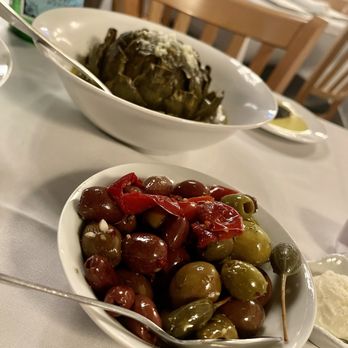 Roma Kitchen - Warm olives and stuffed artichoke - Desserts Near Me - Las Vegas, Nevada Roma Kitchen - Warm olives and stuffed artichoke - Desserts Near Me - Las Vegas, Nevada
