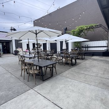 The Fremont Social - Patio - Distilleries Near Me - Seattle, Washington