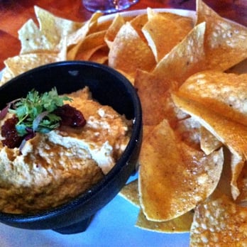 Lola's Lounge - Chips and Hummus Appetizer - Spanish Near Me - Sacramento, California