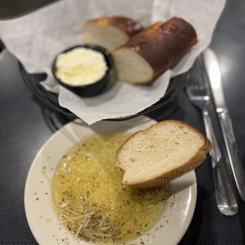 Bella Milano - Plain bread, not crusty Italian - Italian Near Me - O'Fallon, Illinois