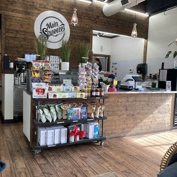 Main Squeeze Juice - Counter - Juice Bars & Smoothies Near Me - Murfreesboro, Tennessee