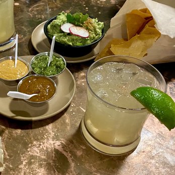 Minero - Classic Margarita + Chips, Guac, and Salsa Trio! - Mexican Near Me - Atlanta, Georgia