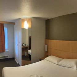 Ibis Hotel