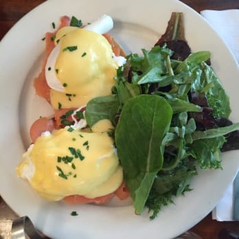 Fiat Cafe - Poached eggs with salmon on an English muffin (breakfast/ brunch) - Italian Near Me - New York, New York