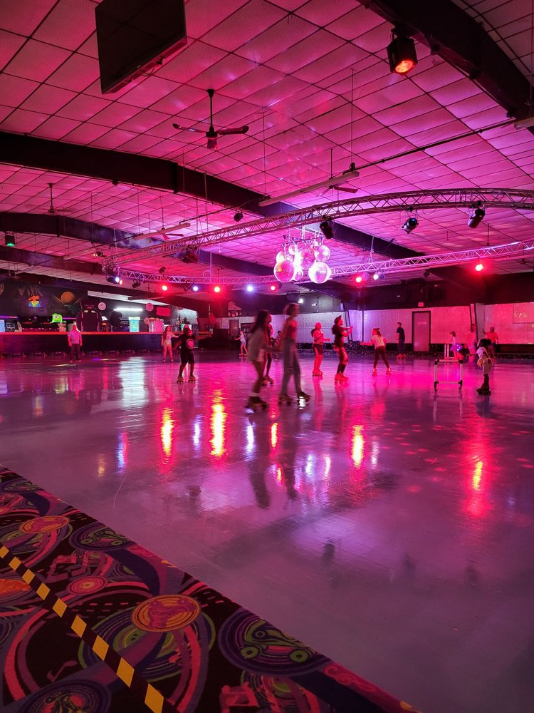 THE ROLLER CAVE Updated June 2024 29 Photos & 30 Reviews 8734