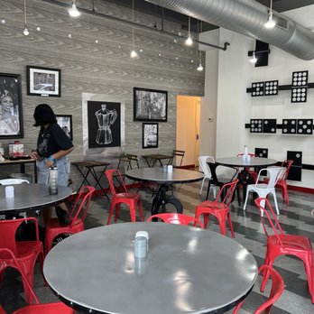 Havana's Cuisine - Inside - Cuban Near Me - Central West, Missouri Havana's Cuisine - Inside - Cuban Near Me - Central West, Missouri