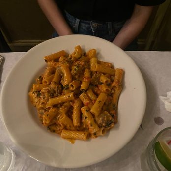 La Scarola - Rigatoni Chiaverini - Italian Near Me - Chicago, Illinois