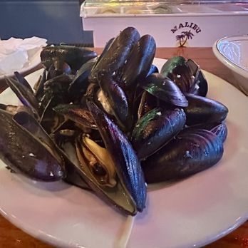 Uncle Vinnie's Clam Bar - Seafood Near Me - Raritan, New Jersey Uncle Vinnie's Clam Bar - Seafood Near Me - Raritan, New Jersey