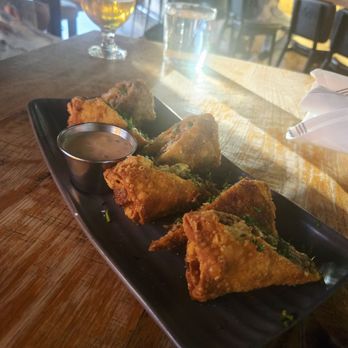 Pierce Tavern - Egg rolls - Burgers Near Me - Downers Grove, Illinois Pierce Tavern - Egg rolls - Burgers Near Me - Downers Grove, Illinois