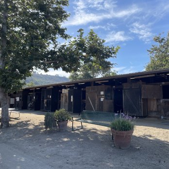 Sycamore Trails Stables - Horse Boarding Near Me - San Juan Capistrano, California