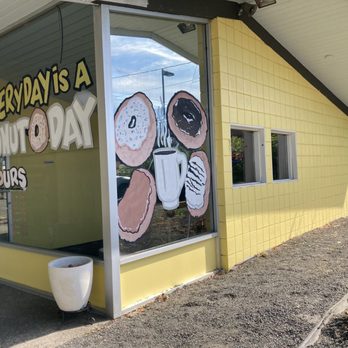 Donut Day - Outside shop - Donuts Near Me - Aloha, Oregon