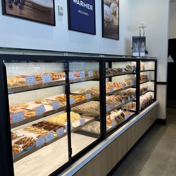 Paris Baguette - Inside Paris Baguette, Warm Springs Plaza, Fremont, CA. - Bakeries Near Me - Fremont, California Paris Baguette - Inside Paris Baguette, Warm Springs Plaza, Fremont, CA. - Bakeries Near Me - Fremont, California
