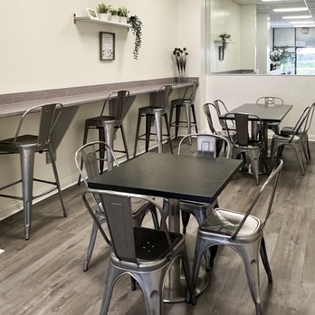 Cafe O Deli - Cafe O Deli's Indoor - Delis Near Me - Irvine, California