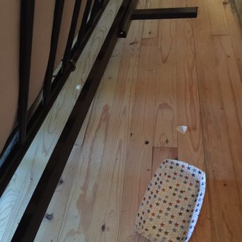 Reynolds Resorts - Garbage on the floor when we arrived - Resorts Near Me - Mt Shasta, California