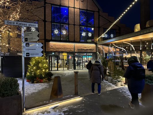 Mathallen Oslo by null