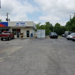 Hoover Mail Center - Parking Lot