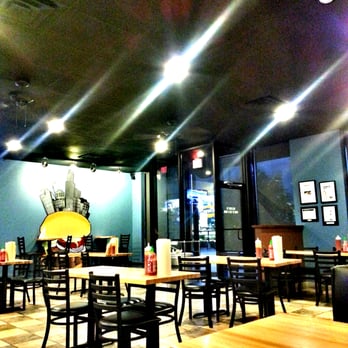 LA Burger - Dining area - Burgers Near Me - Carrollton, Texas LA Burger - Dining area - Burgers Near Me - Carrollton, Texas
