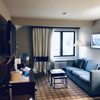 Four Points by Sheraton Downtown Seattle Center - The living room/office. - Hotels Near Me - Seattle, Washington Four Points by Sheraton Downtown Seattle Center - The living room/office. - Hotels Near Me - Seattle, Washington
