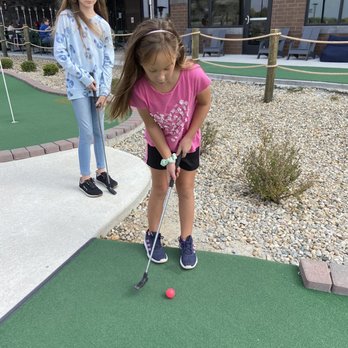 Birdies Miniature Golf - Mini Golf Near Me - Westfield, Indiana