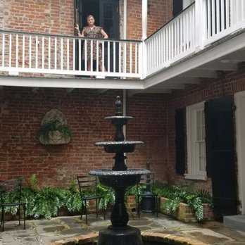 Hotel Royal - Fountain that's in The Original's - Hotels Near Me - New Orleans, Louisiana