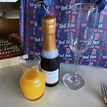 Magnolia Bistro - Mimosa - Wine Bars Near Me - Claremont, California Magnolia Bistro - Mimosa - Wine Bars Near Me - Claremont, California