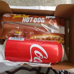ampm - Was in the HH area again. Went into the AM PM for a beef hot dog combo. Oscar was not there, but the customer service was great!
