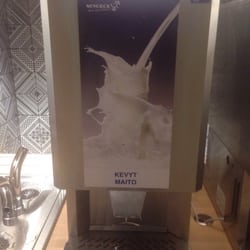 Cesar's - Free milk!