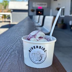 Riverside - Ice cream