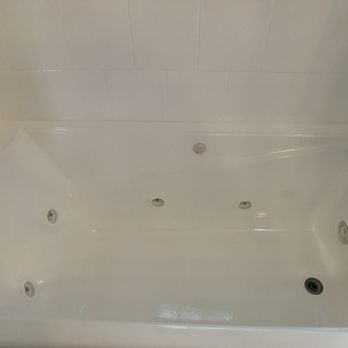 Premier Resurfacing Services - After. New inside of tub - Refinishing Services Near Me Premier Resurfacing Services - After. New inside of tub - Refinishing Services Near Me