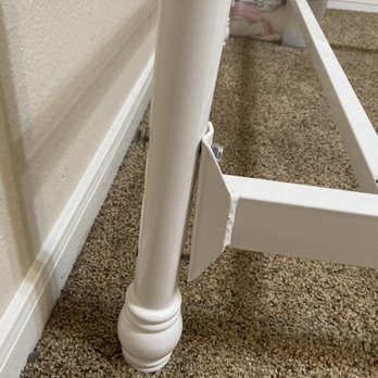 3 Men Movers - Houston - Loose bed frame - Movers Near Me - Houston, Texas 3 Men Movers - Houston - Loose bed frame - Movers Near Me - Houston, Texas