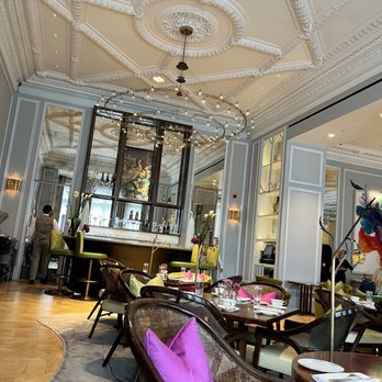Mandarin Oriental - Hotels Near Me - London, XGL