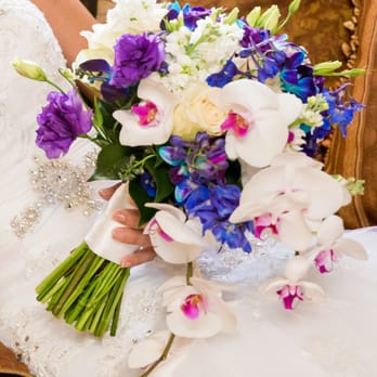 Soiree Floral Design - Bride bouquet - Wedding Planning Near Me - Murrieta, California Soiree Floral Design - Bride bouquet - Wedding Planning Near Me - Murrieta, California