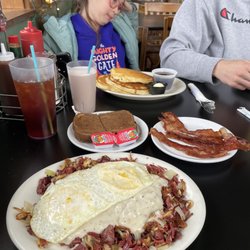 Jim Bob's Chuck Wagon - Corned Beef dish