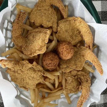 Flying Fish - Catfish/ Shrimp - Seafood Near Me - Garland, Texas