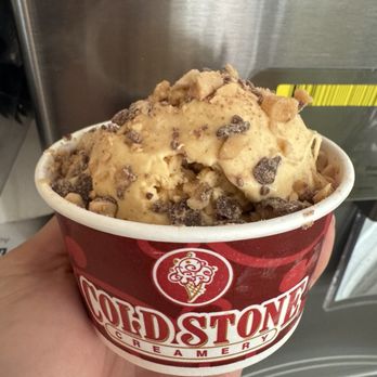 Cold Stone Creamery - Pumpkin pie w heath bar- kids scoop - Ice Cream & Frozen Yogurt Near Me - Milpitas, California