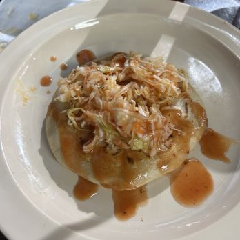 Con Sabor Salvadoreno - Pupusa de loroco - Salvadoran Near Me - San Fernando, California