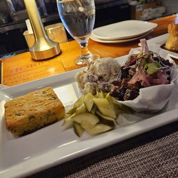 Zin American Bistro - Burnt ends - American Near Me - Palm Springs, California Zin American Bistro - Burnt ends - American Near Me - Palm Springs, California