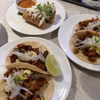 La Calle - Empanadas & Tacos al Pastor - Mexican Near Me - Baltimore, Maryland La Calle - Empanadas & Tacos al Pastor - Mexican Near Me - Baltimore, Maryland