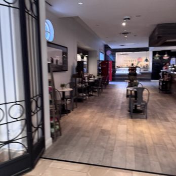 Henrietta's Market - Interior - Coffee & Tea Near Me - San Antonio, Texas