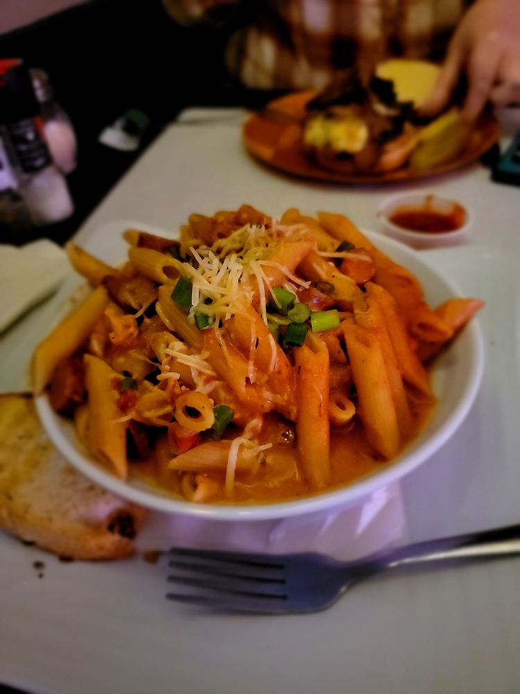 Social spots from Ashland Pub