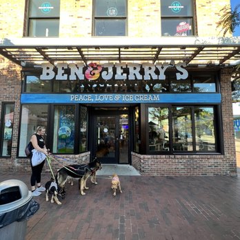 Ben & Jerry’s - No line means a must try - Ice Cream & Frozen Yogurt Near Me - Burlington, Vermont